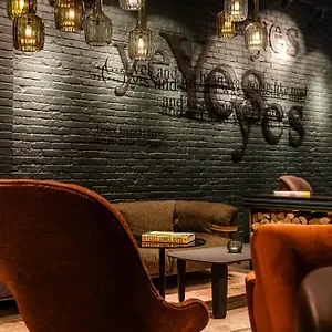 One 4*, Dublin Irsko